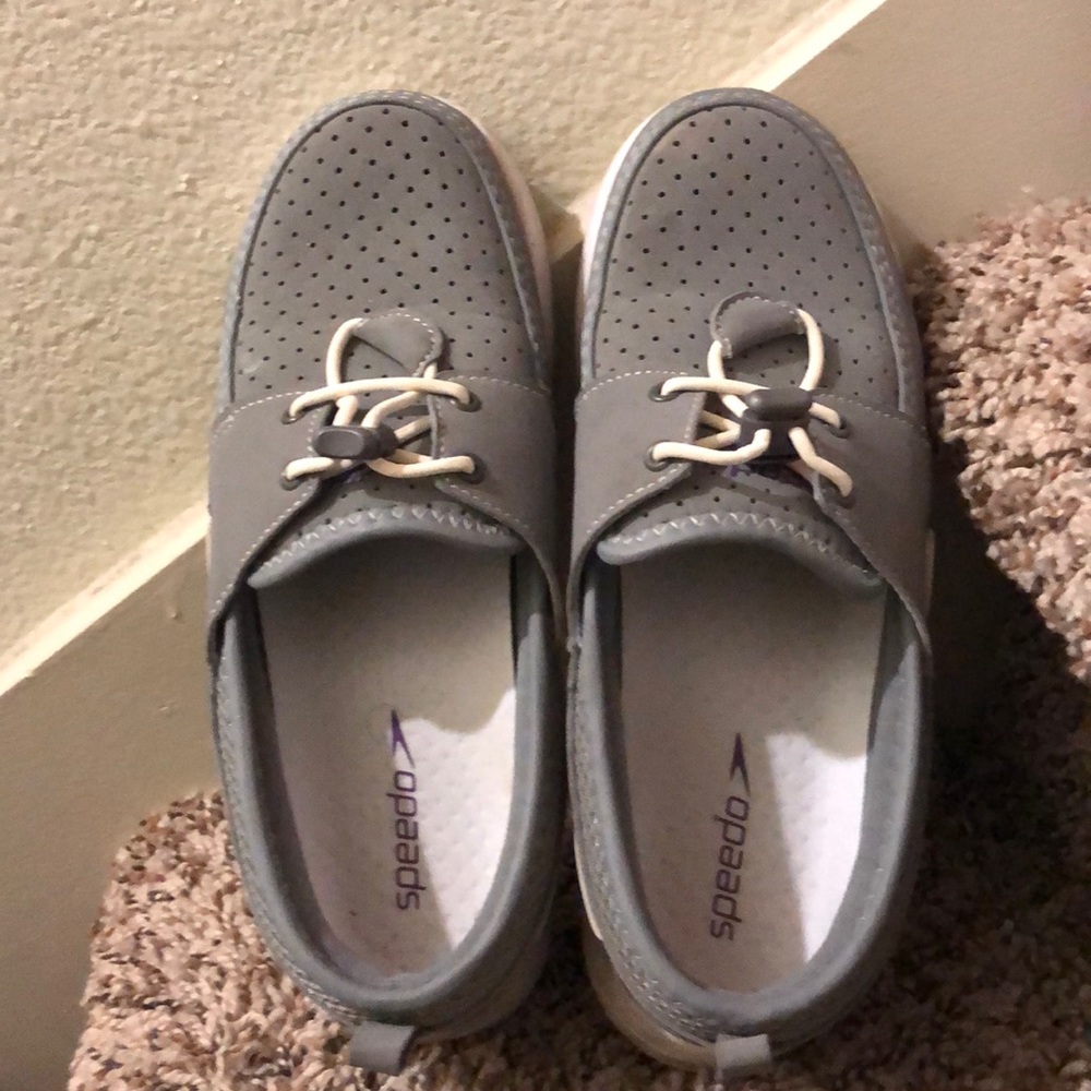 Speedo shoes